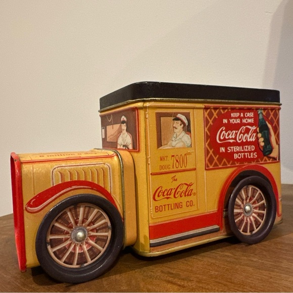 Coca Cola Delivery Truck Shaped Vintage 1995 Collector Tin Storage Box 4H 7.5L - Picture 4 of 10